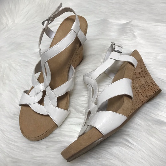 aerosoles white wedges